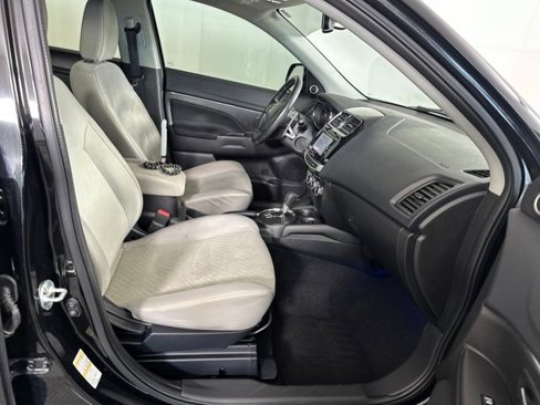 Used 2015 Mitsubishi Outlander Sport SE image 28