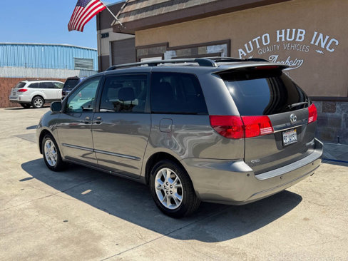 Used 2004 Toyota Sienna XLE image 7