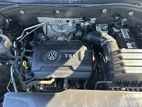 Used 2020 Volkswagen Atlas Cross Sport S image 31