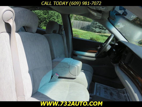 Used 2004 Buick Le Sabre Custom image 7