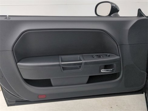 Used 2009 Dodge Challenger R/T image 33
