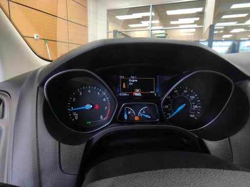 Certified 2016 Ford Focus SE image 14