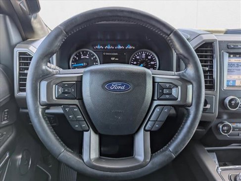 Used 2019 Ford Expedition Max XLT image 13