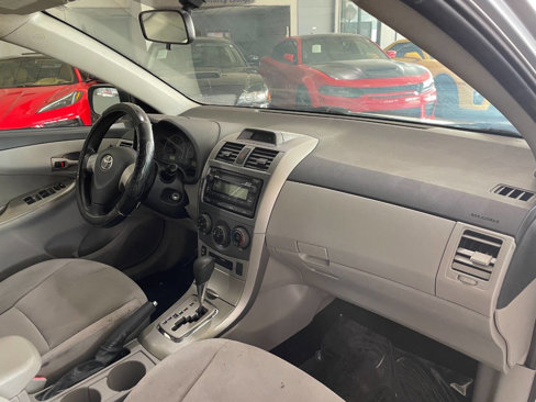 Used 2012 Toyota Corolla LE image 26