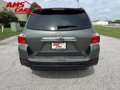 Used 2013 Toyota Highlander Plus image 5