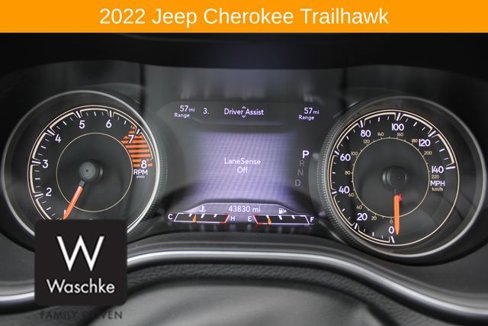Used 2022 Jeep Cherokee Trailhawk w/ Sun, Sound & Nav Group image 38