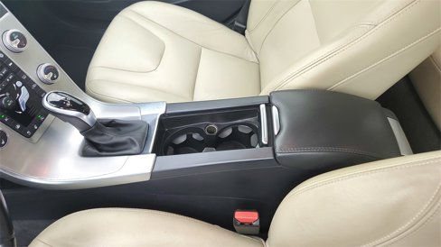 Used 2018 Volvo S60 T5 Inscription w/ Technology Package image 22