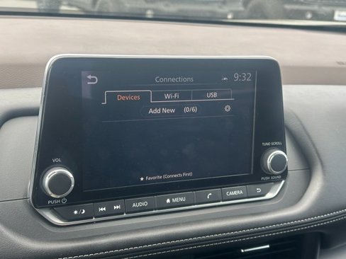 Used 2023 Nissan Rogue SV image 23