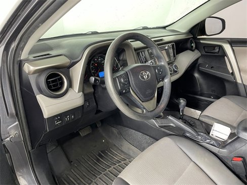 Used 2014 Toyota RAV4 LE image 5