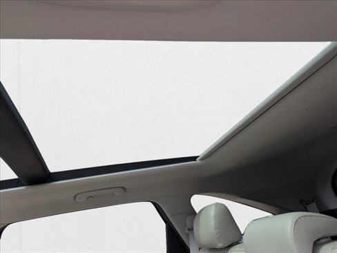 Used 2022 Kia Sorento S w/ Panoramic Sunroof Package image 19