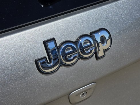 Used 2016 Jeep Cherokee Latitude w/ Safety/Convenience Group image 30