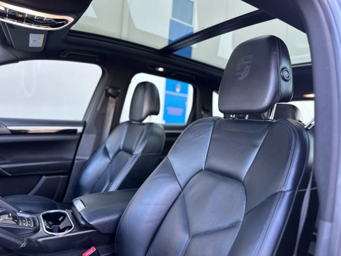 Used 2014 Porsche Cayenne image 11