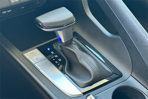 Used 2024 Hyundai Elantra SEL image 23