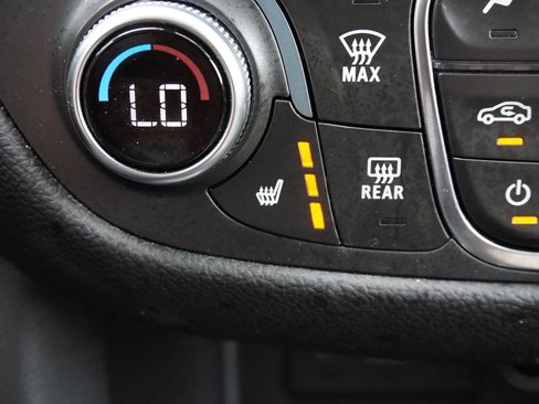 Used 2023 Chevrolet Equinox LT image 50