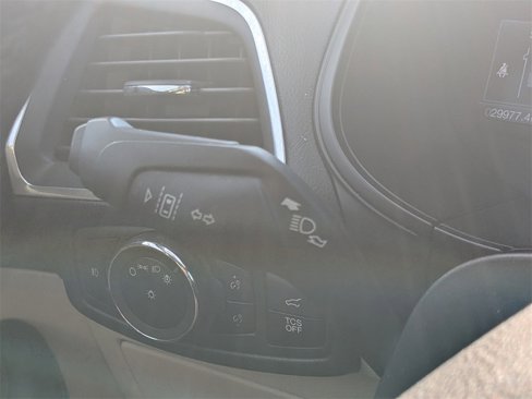 Used 2023 Ford Edge Titanium image 26