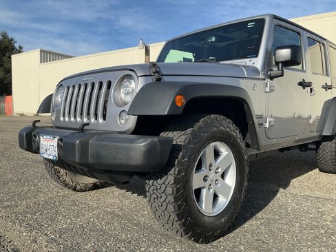 Used 2018 Jeep Wrangler Unlimited Sport S image 71