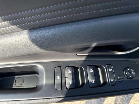 New 2025 Hyundai Elantra Sport image 19