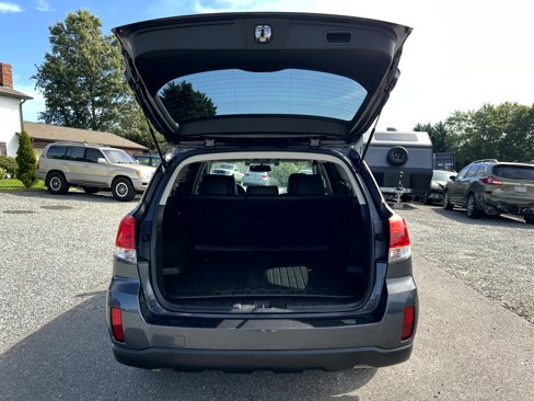 Used 2013 Subaru Outback 3.6R Limited image 13