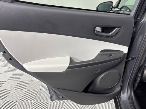 Used 2023 Hyundai Kona SEL image 26