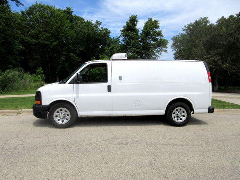 Used 2011 Chevrolet Express 1500 AWD image 32