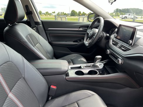 Used 2023 Nissan Altima 2.5 SR image 35