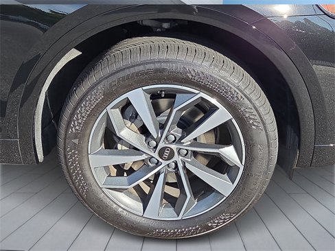 Certified 2023 Audi Q5 2.0T Premium Plus w/ Premium Plus Package image 8