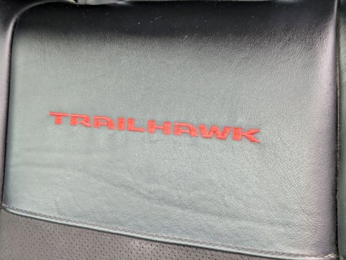Used 2019 Jeep Grand Cherokee Trailhawk image 35