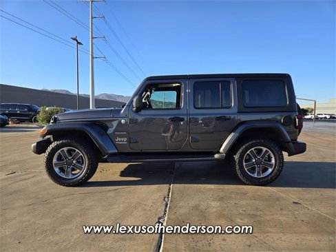 Used 2018 Jeep Wrangler Unlimited Sahara image 4