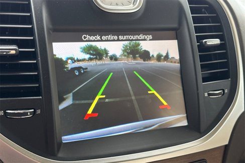 Used 2013 Chrysler 300 C Luxury Series w/ Beats Audio Group image 27