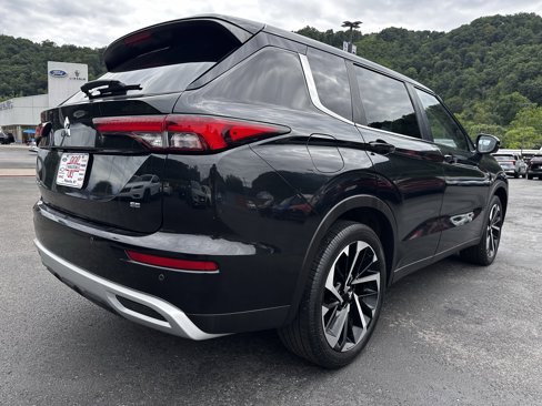 Used 2022 Mitsubishi Outlander SE image 4