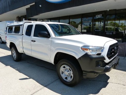 Used 2021 Toyota Tacoma SR image 6