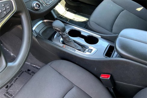 Used 2023 Chevrolet Malibu LT image 17