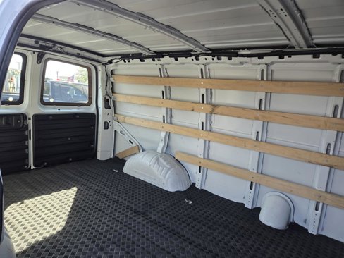 Used 2023 GMC Savana 2500 w/ Driver Convenience Package image 23