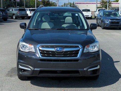 Used 2017 Subaru Forester 2.5i Premium w/ All-Weather Package image 8