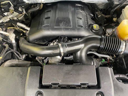 Used 2017 Ford Expedition XLT image 29