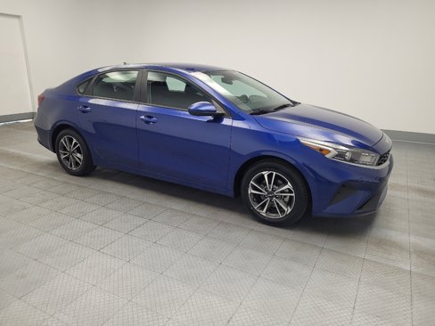 Used 2023 Kia Forte LXS image 11