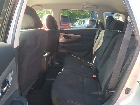 Used 2018 Nissan Murano S image 10