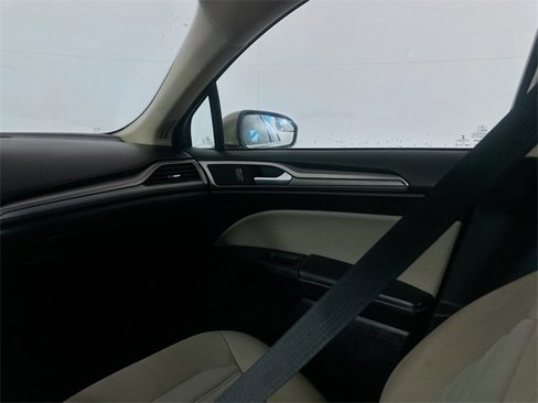 Used 2018 Ford Fusion S image 20