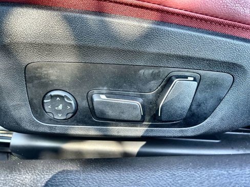 Used 2025 BMW 430i Convertible image 16