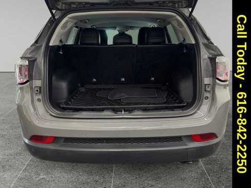 Used 2021 Jeep Compass Limited image 20