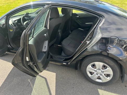 Used 2016 Kia Forte LX image 6