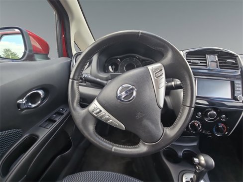 Used 2015 Nissan Versa Note SV w/ SL Tech Package image 16