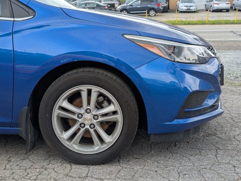Used 2018 Chevrolet Cruze LT image 10