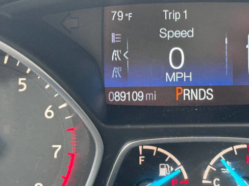 Used 2018 Ford Escape SE image 16