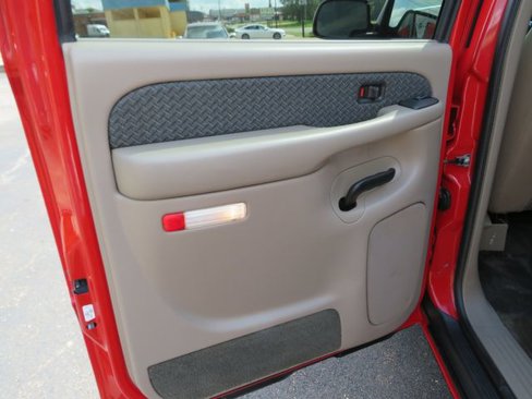 Used 2003 Chevrolet Avalanche 2WD image 30