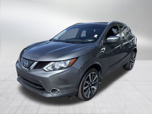 Used 2018 Nissan Rogue Sport SL image 1