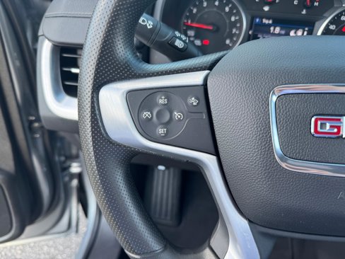 Used 2024 GMC Terrain SLE image 23