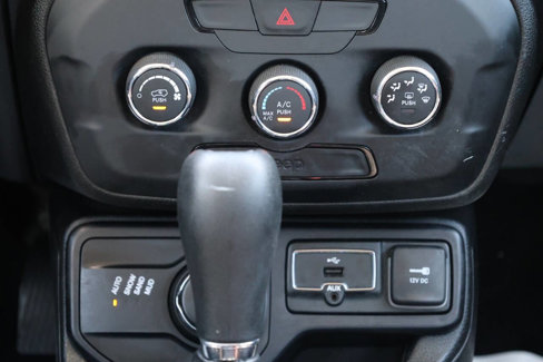 Used 2018 Jeep Renegade Sport w/ Power & Air Group image 20