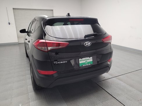 Used 2017 Hyundai Tucson SE Plus w/ Cargo Package image 6