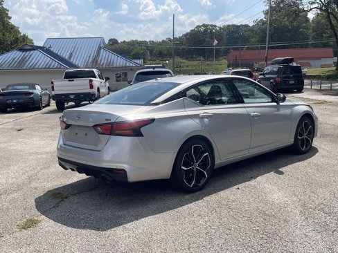 Used 2024 Nissan Altima 2.5 SR image 7